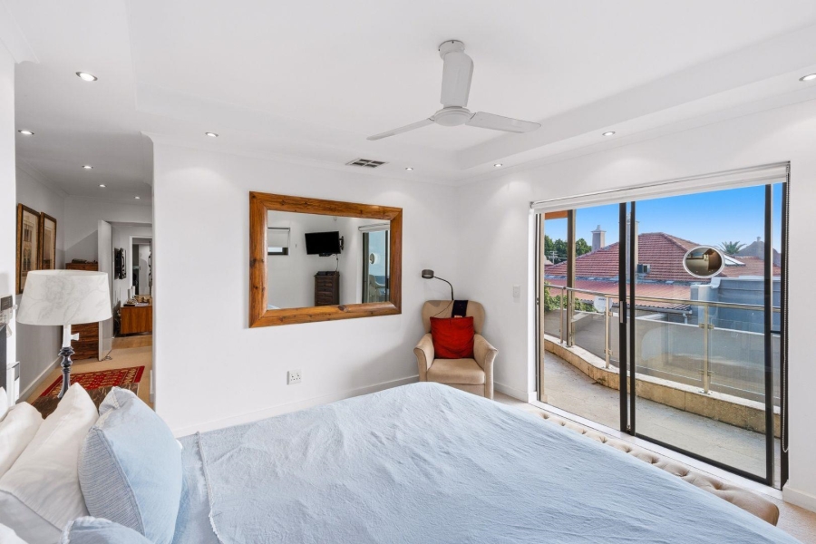 4 Bedroom Property for Sale in Fresnaye Western Cape